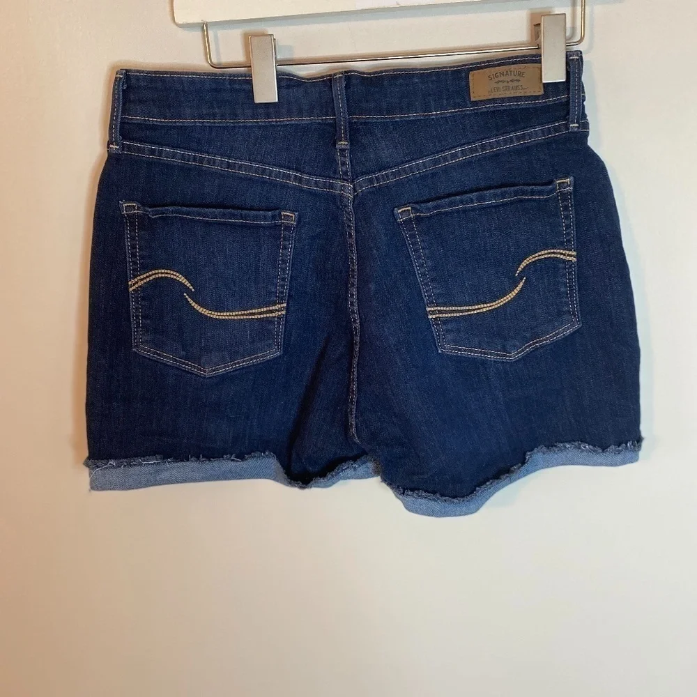 Levi’s Signature High Rise Shorts Size 10